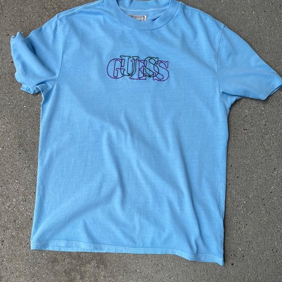NWT Retro Guess T-Shirt - Picture 2 of 5